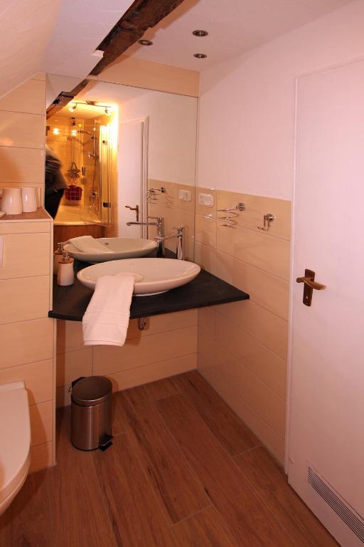 Hotel Restaurant Lindenhof Bad Laasphe Room photo